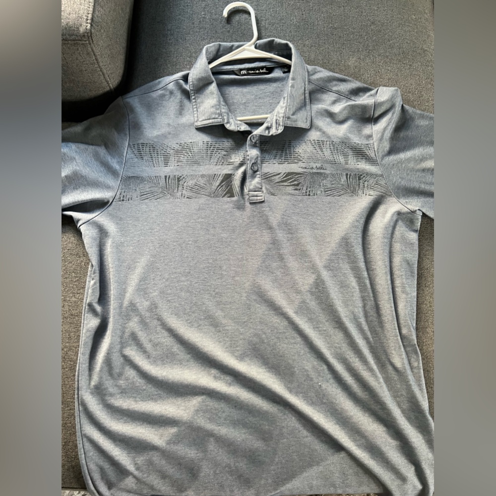 TravisMathew Men's Polo in Heather Gray with Subtle Pattern